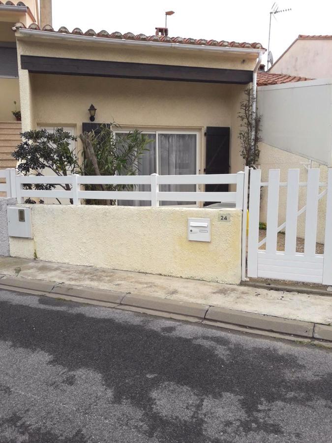 Maison Charmante A Sainte-Marie Avec Grand Jardin Exterior foto